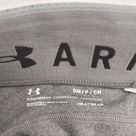 Under Armour Women's Small Gray Athletic Workout Capri Leggings - Picture 6 of 6